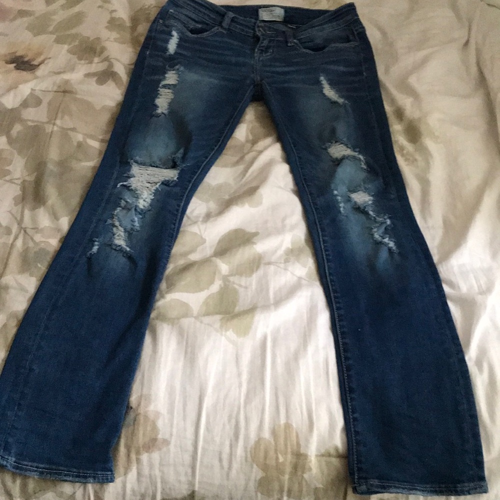Buckle jeans